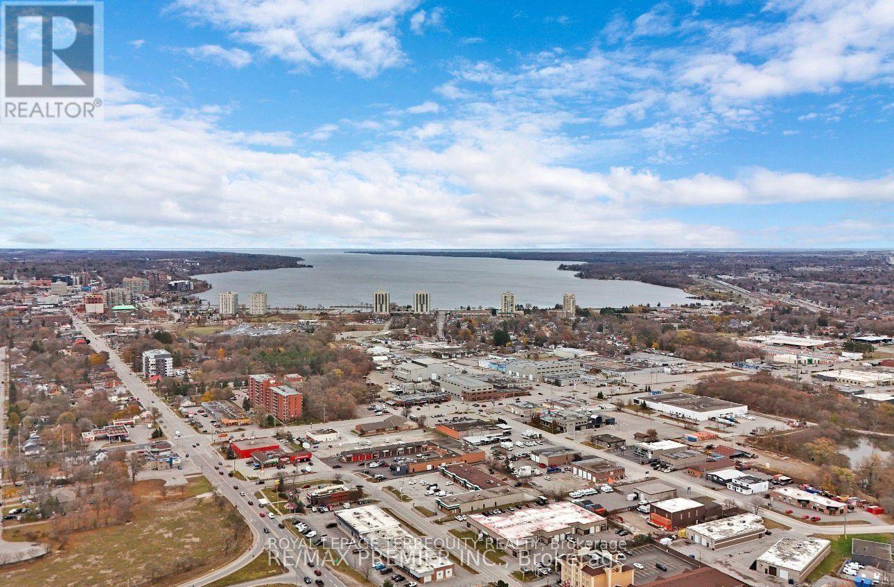 25 Jagges Drive, Barrie, Ontario  L4N 0W9 - Photo 35 - S12783578