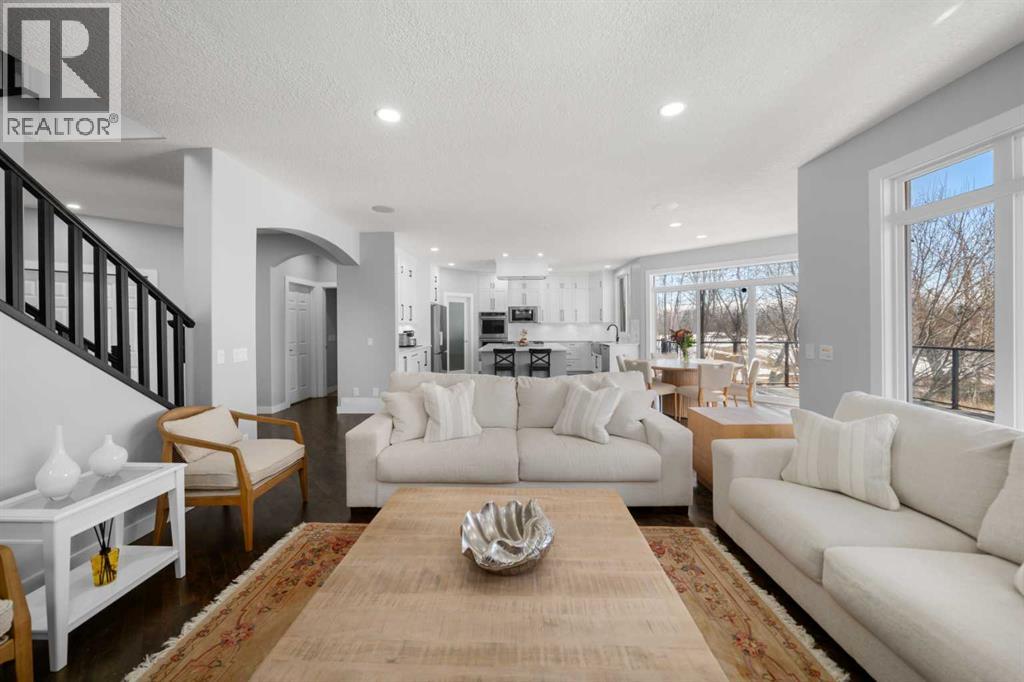 444 Crystal Green Manor, Okotoks, Alberta  T1S 0A3 - Photo 10 - A2288533