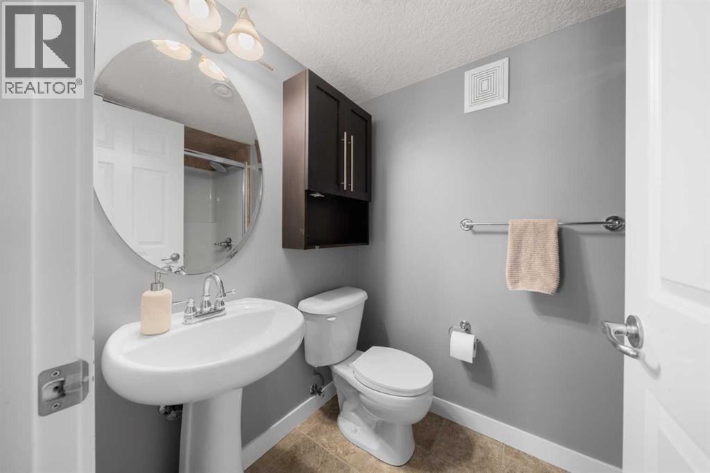 444 Crystal Green Manor, Okotoks, Alberta  T1S 0A3 - Photo 42 - A2288533