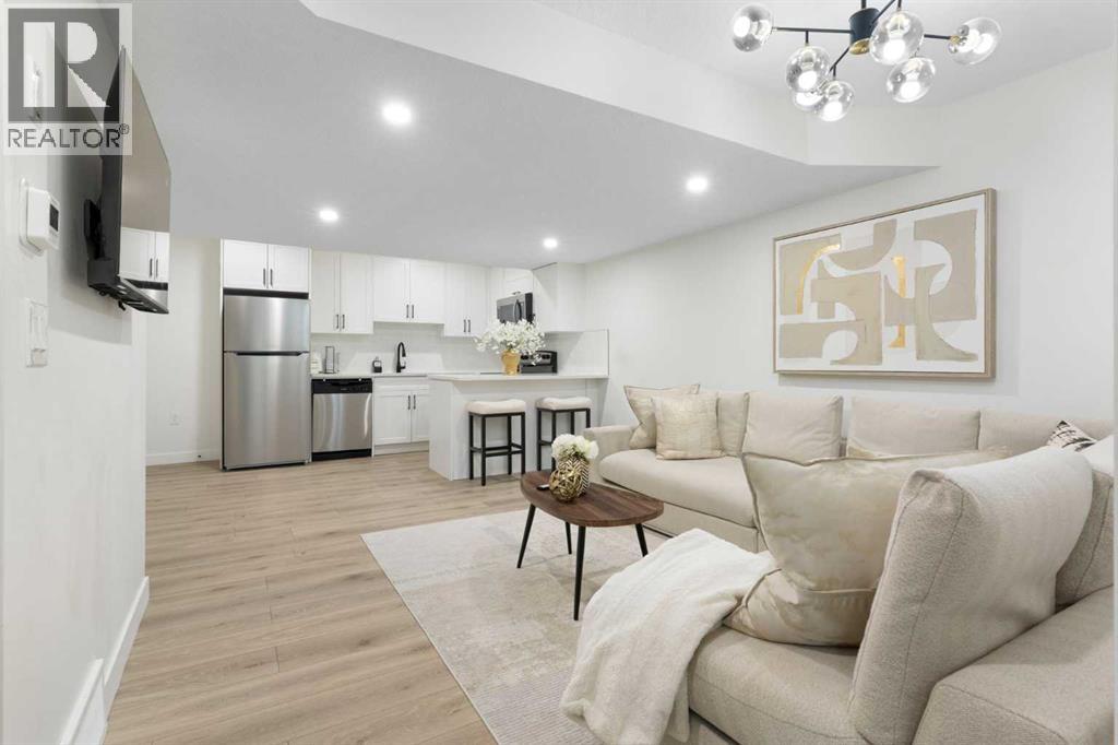 555 Clydesdale Way, Cochrane, Alberta  T4C 3B6 - Photo 30 - A2289425