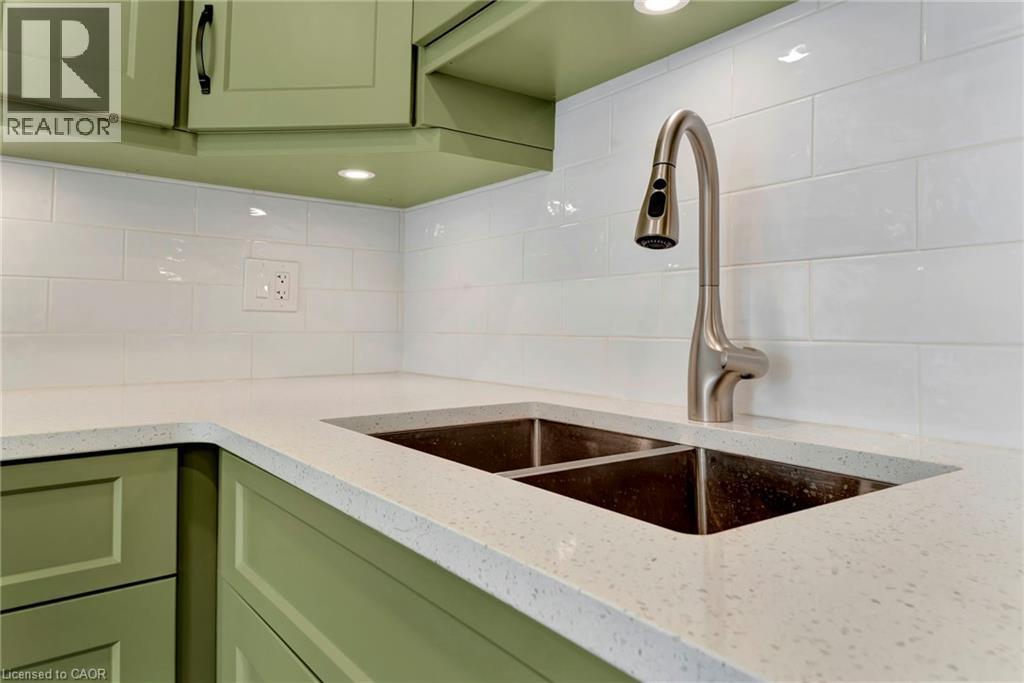 144 Ravenbury Drive Unit# Main, Hamilton, Ontario  L8W 2B5 - Photo 11 - 40808060