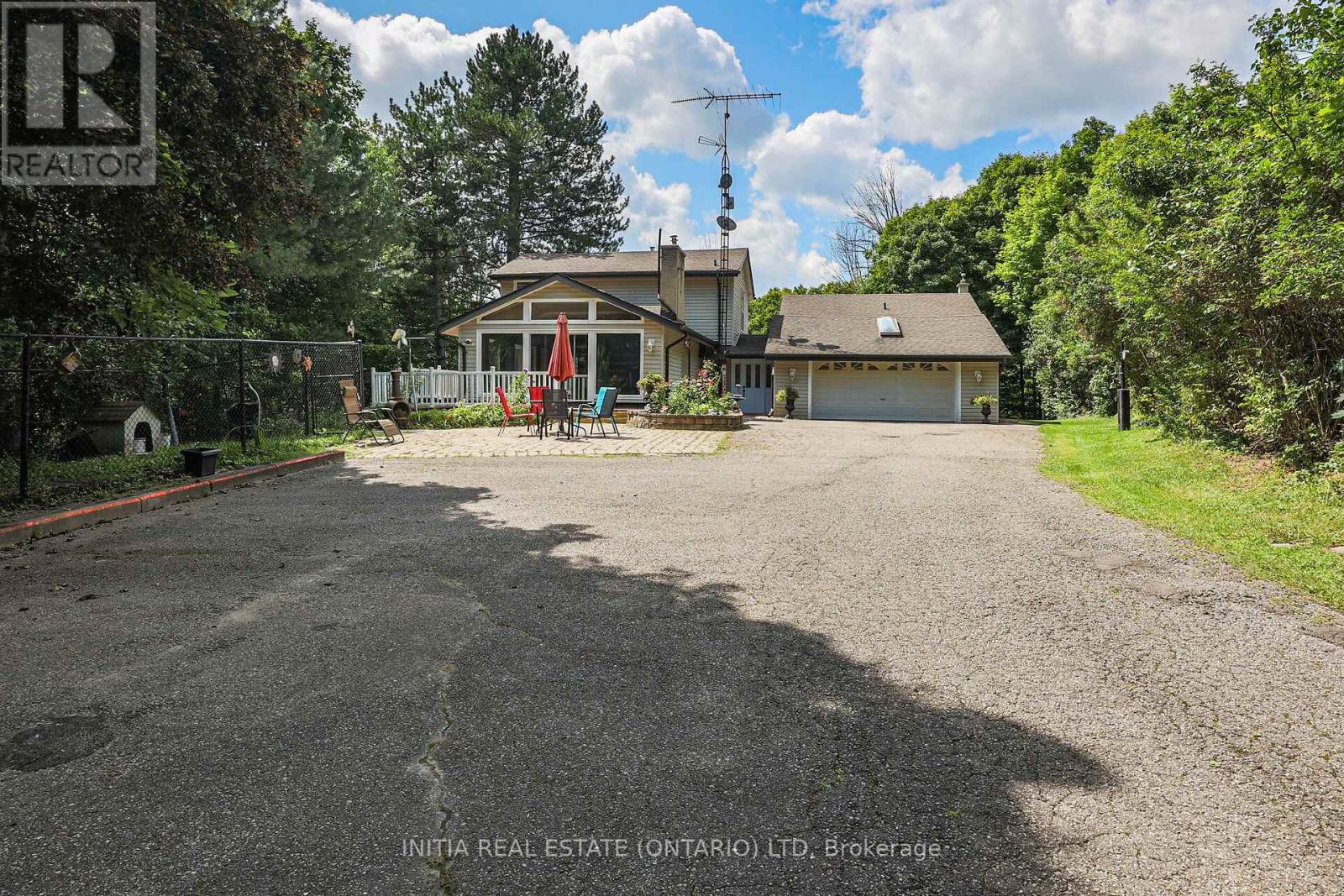 16030 Humber Station Road, Caledon, Ontario  L7E 0Y9 - Photo 2 - W12830108