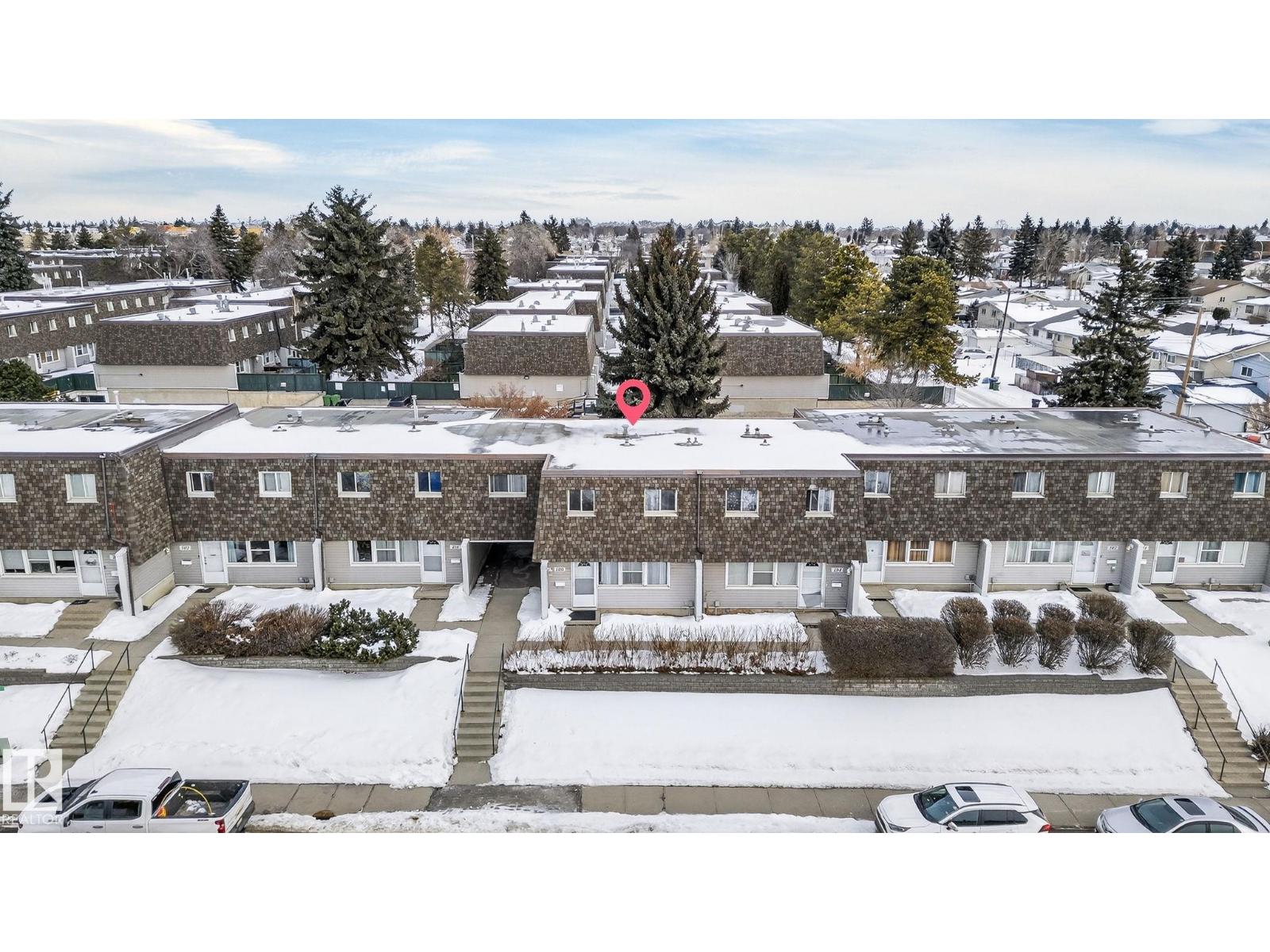 105 Village On The Green Gr Nw, Edmonton, Alberta  T5A 1H2 - Photo 3 - E4475319