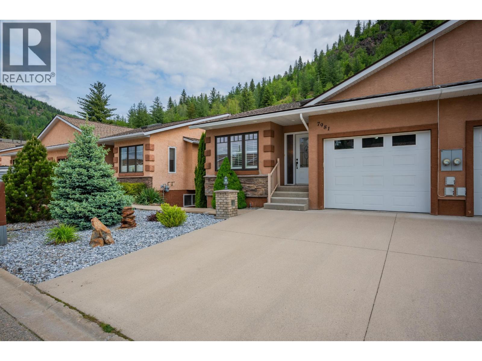 7981 BIRCHWOOD Drive, Trail, British Columbia