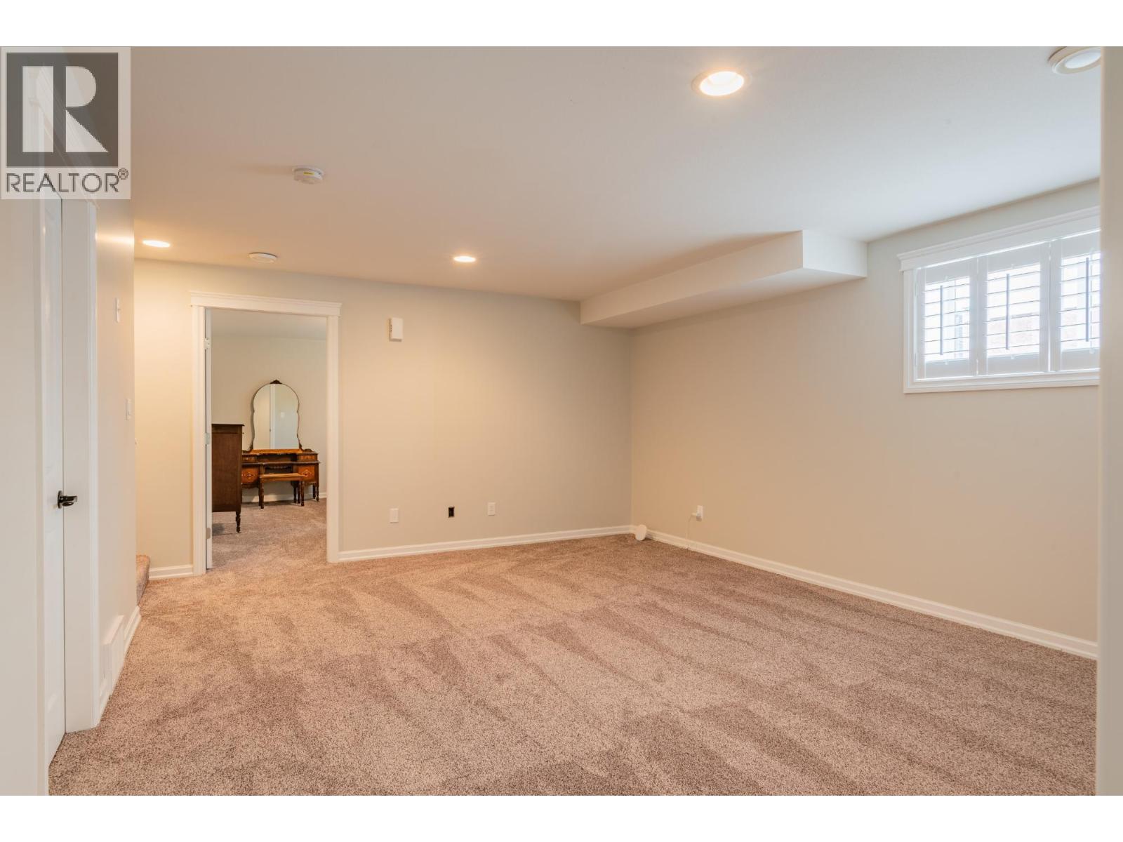 7981 Birchwood Drive, Trail, British Columbia  V1R 4Y3 - Photo 22 - 10377519