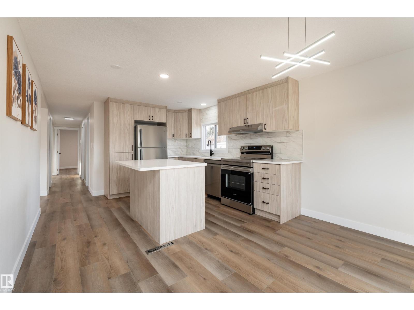 2001 West View Gr Nw, Edmonton, Alberta  T5S 1T6 - Photo 14 - E4475320