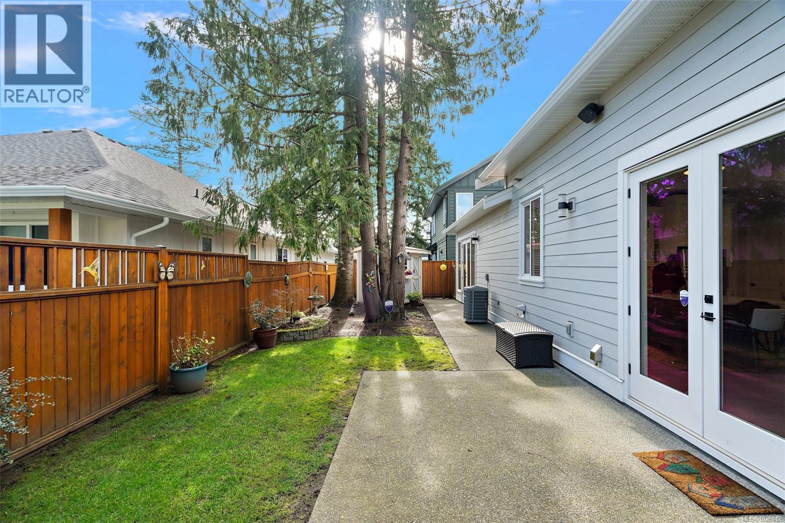 2251 Frost Ave, Sidney, British Columbia  V8L 1P7 - Photo 22 - 1026812