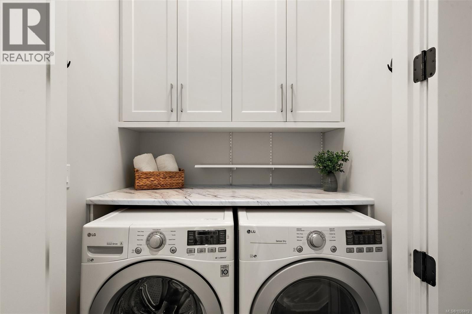 2251 Frost Ave, Sidney, British Columbia  V8L 1P7 - Photo 31 - 1026812