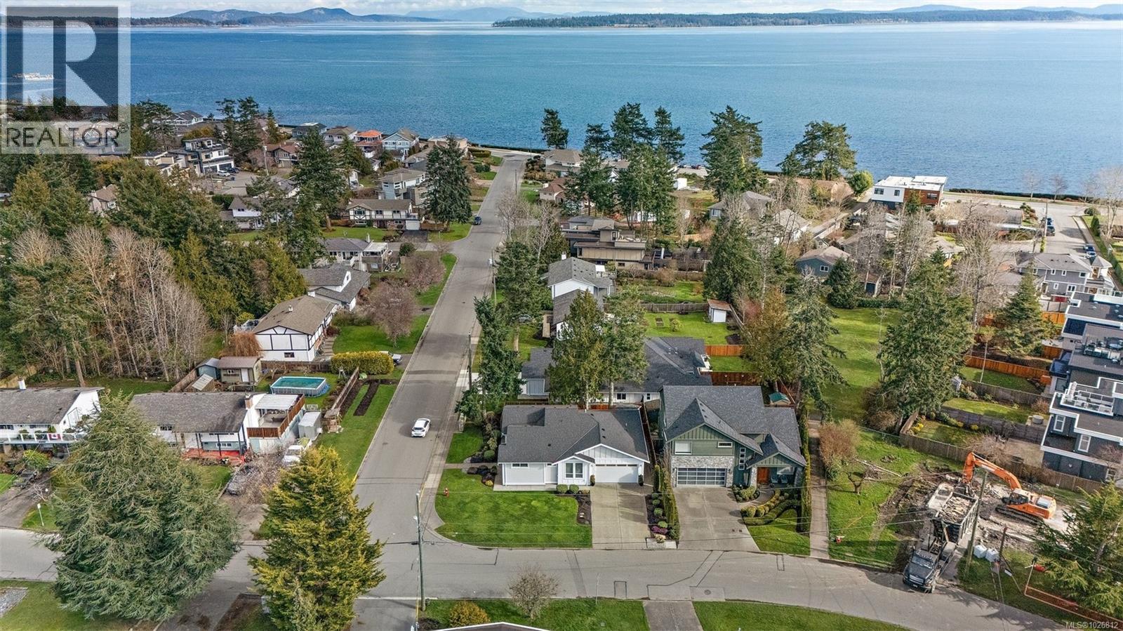 2251 Frost Ave, Sidney, British Columbia  V8L 1P7 - Photo 32 - 1026812