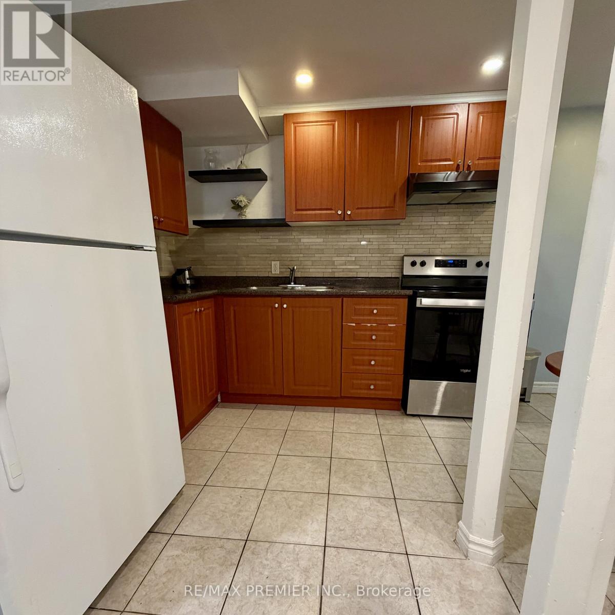 5272 Brookwood Court, Mississauga, Ontario  L5V 2N8 - Photo 29 - W12808172