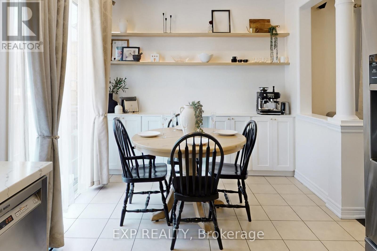 61 Buchanan Crescent, Brampton, Ontario  L6X 5M4 - Photo 13 - W12825916