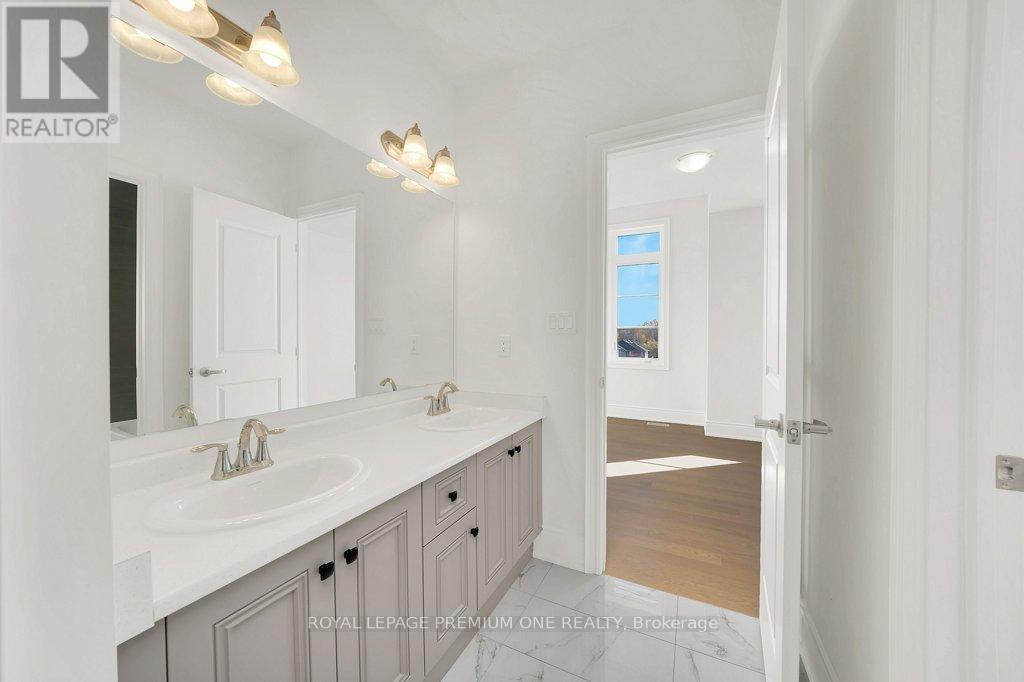 44 James Walker Avenue, Caledon, Ontario  L7C 1R5 - Photo 17 - W12830116