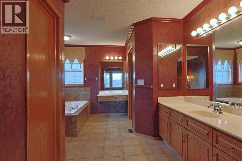 111 Schubert Place Nw, Calgary, Alberta  T3L 1W5 - Photo 24 - A2286116