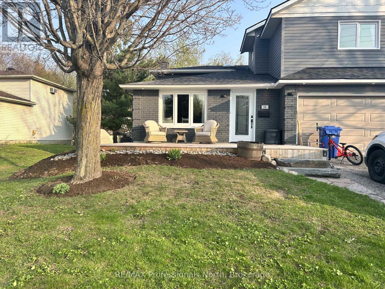 26 Maypark Drive, Bracebridge, Ontario  P1L 1C3 - Photo 10 - X12830124