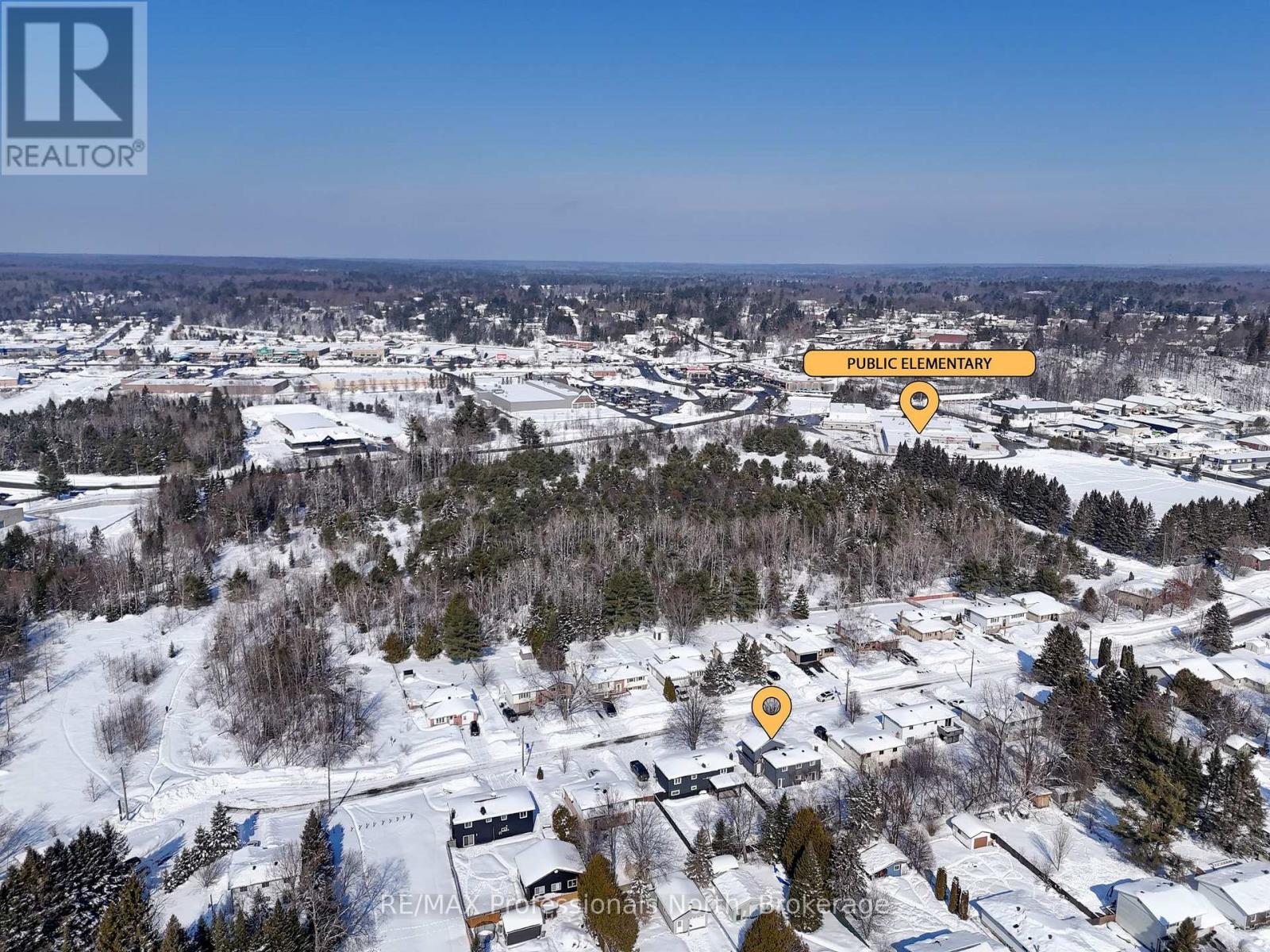 26 Maypark Drive, Bracebridge, Ontario  P1L 1C3 - Photo 7 - X12830124