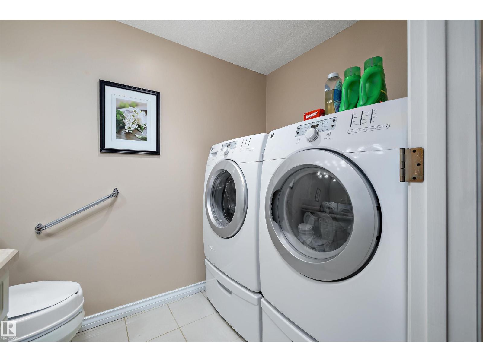 1027 109 St Nw, Edmonton, Alberta  T6J 5G2 - Photo 7 - E4471965