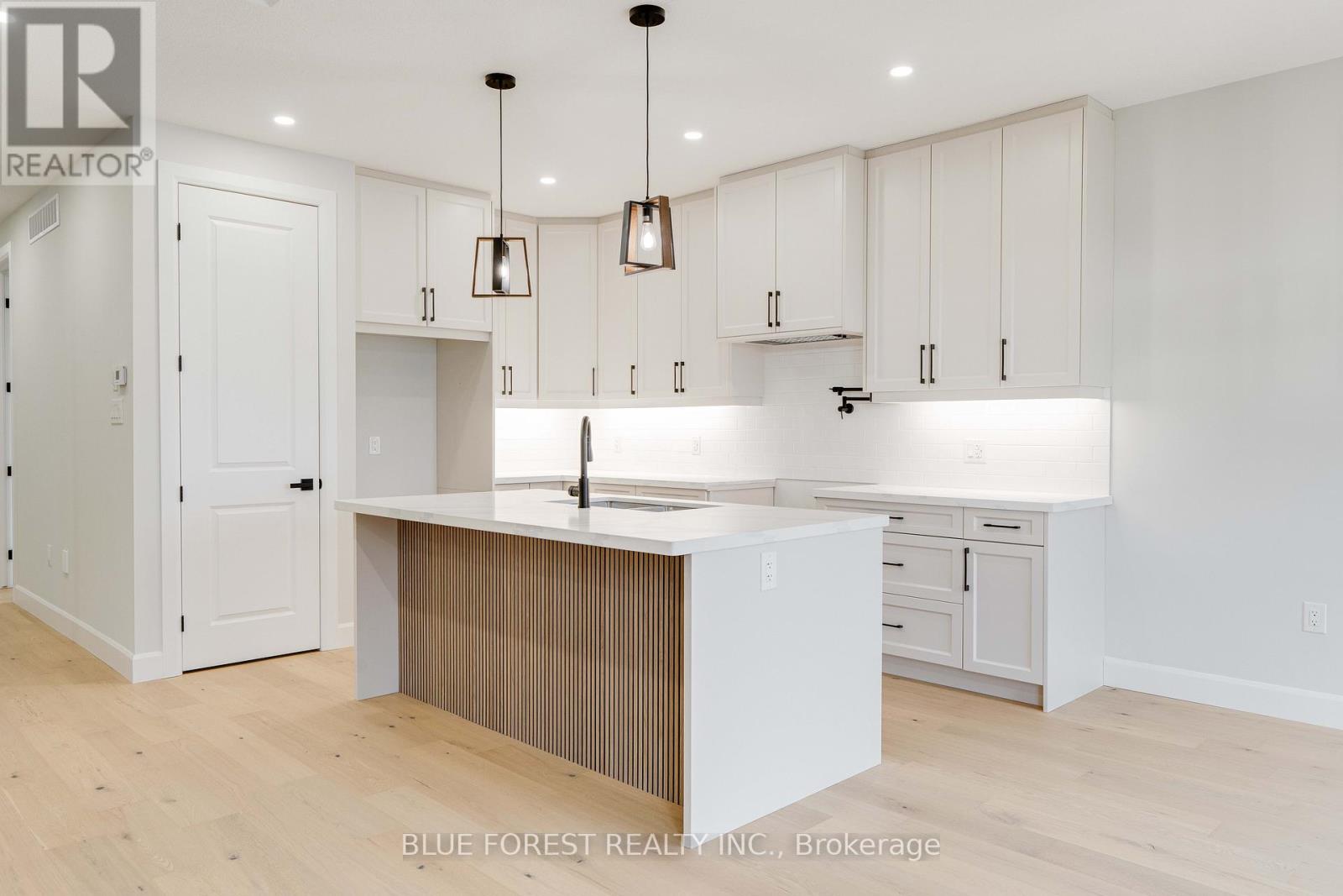 303 Nancy Street, Dutton/dunwich, Ontario  N0L 1J0 - Photo 7 - X12830142