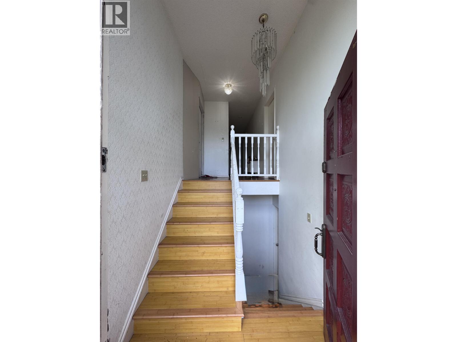 8356 Elliot Street, Vancouver, British Columbia  V5S 2P2 - Photo 12 - R3093371