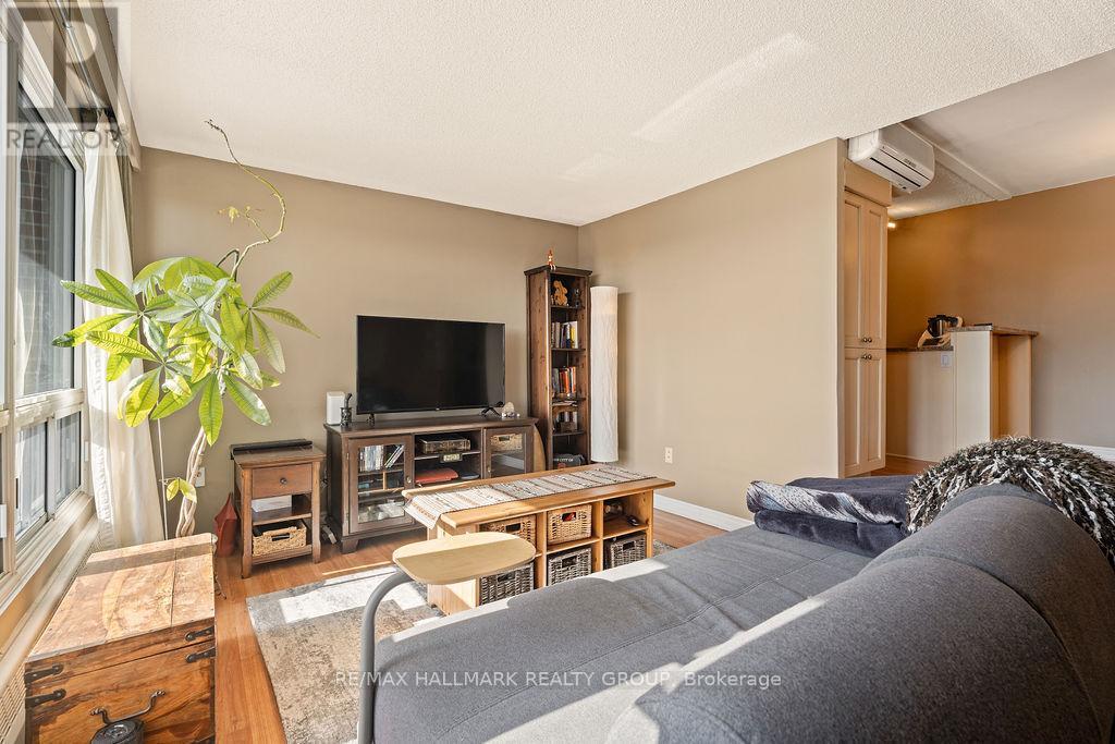 502 - 915 Elmsmere Road, Ottawa, Ontario  K1J 8H8 - Photo 17 - X12830182