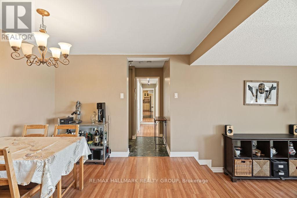 502 - 915 Elmsmere Road, Ottawa, Ontario  K1J 8H8 - Photo 6 - X12830182