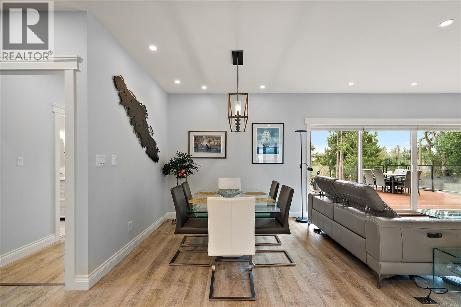 8630 Aldous Terr, North Saanich, British Columbia  V8L 1L2 - Photo 5 - 1026555