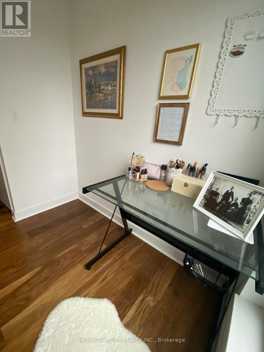 405 - 58 ORCHARD VIEW BOULEVARD, Toronto, Ontario