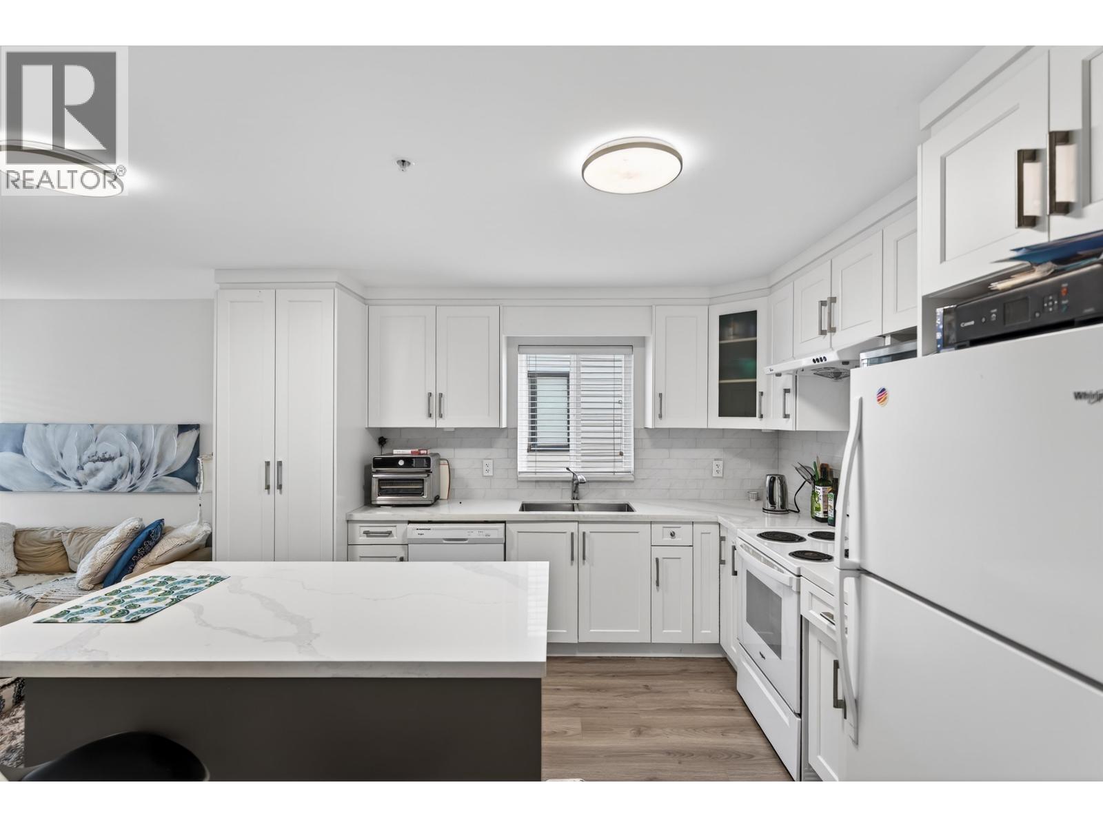 20180 Stanton Avenue, Maple Ridge, British Columbia  V2X 0E4 - Photo 32 - R3086455