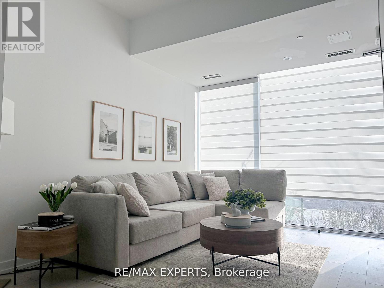 Th05 - 9 Buttermill Avenue W, Vaughan, Ontario  L4K 0M5 - Photo 11 - N12830122