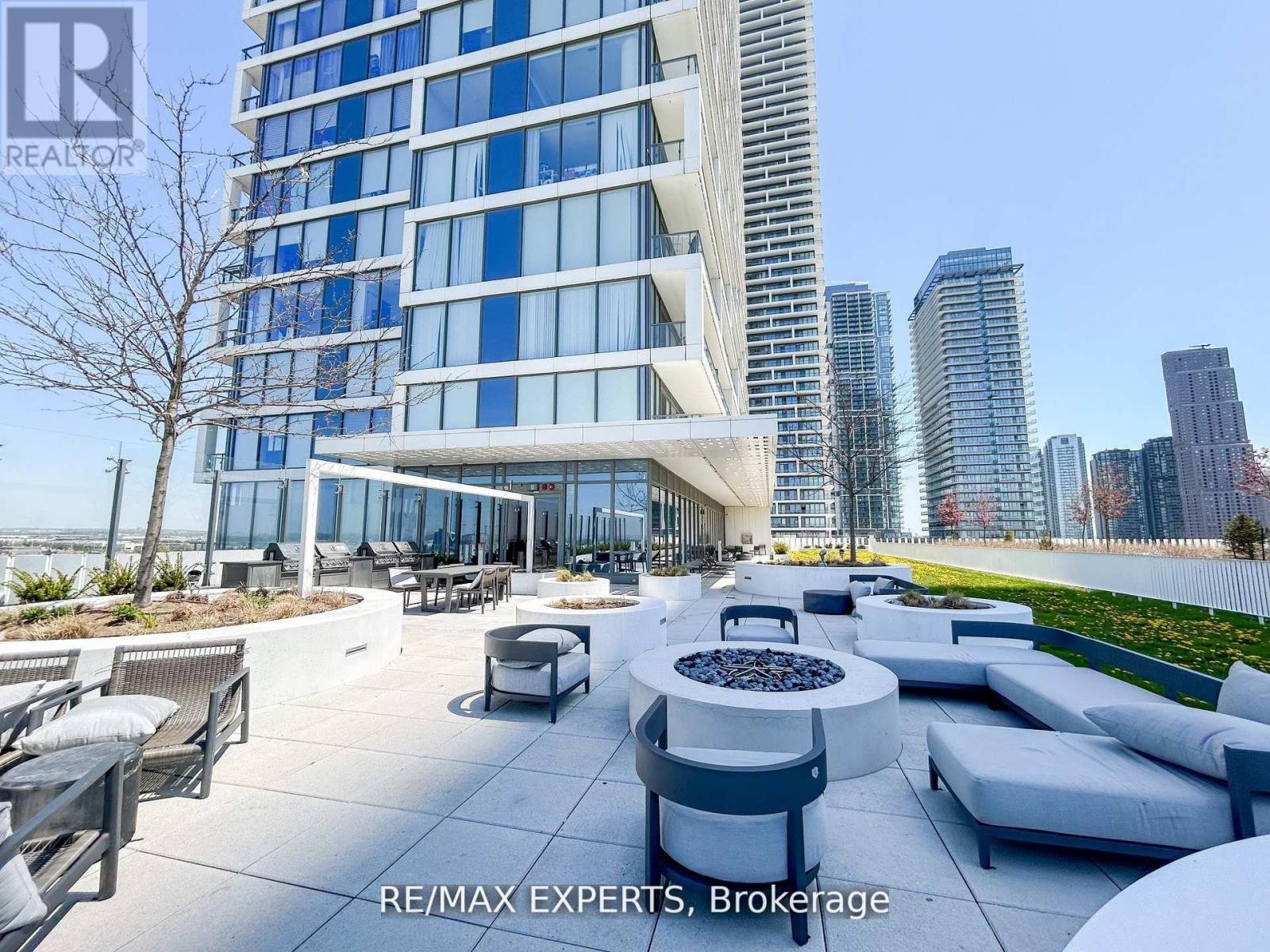 Th05 - 9 Buttermill Avenue W, Vaughan, Ontario  L4K 0M5 - Photo 26 - N12830122