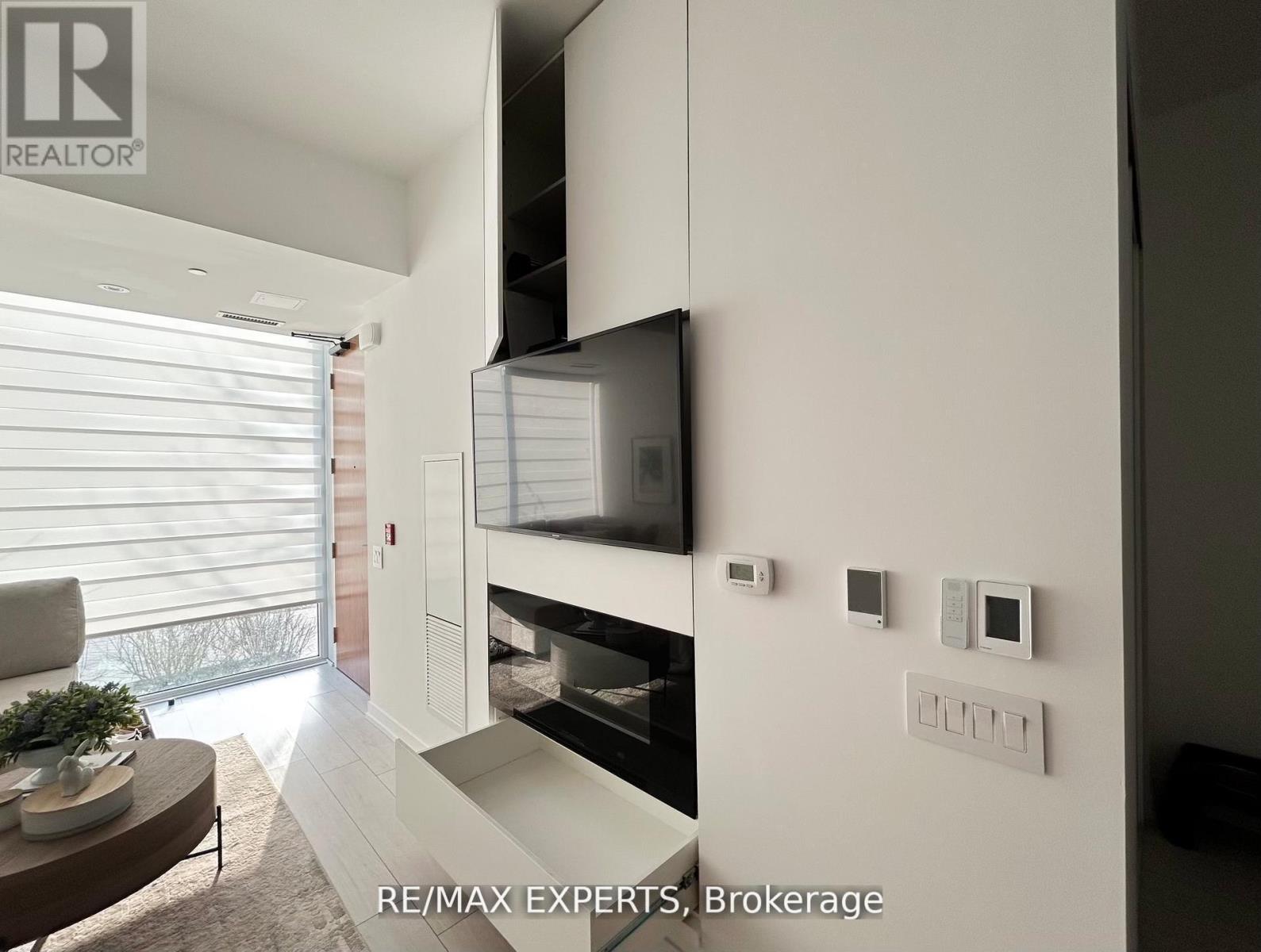 Th05 - 9 Buttermill Avenue W, Vaughan (Vaughan Corporate Centre), Ontario  L4K 0M5 - Photo 14 - N12830208