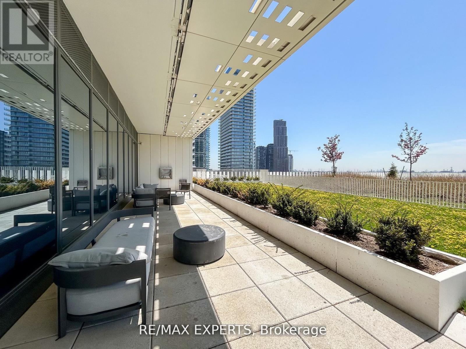 Th05 - 9 Buttermill Avenue W, Vaughan (Vaughan Corporate Centre), Ontario  L4K 0M5 - Photo 22 - N12830208