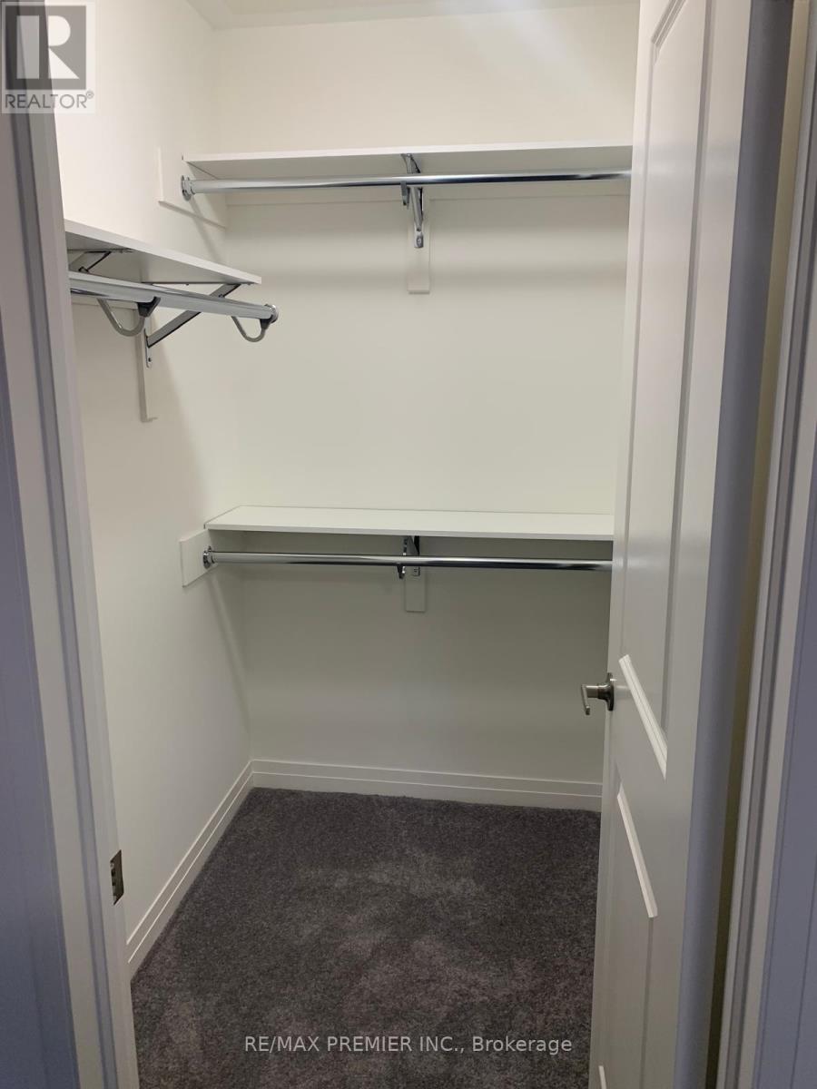 72 West Oak Trail, Barrie, Ontario  L9J 0K8 - Photo 8 - S12830186