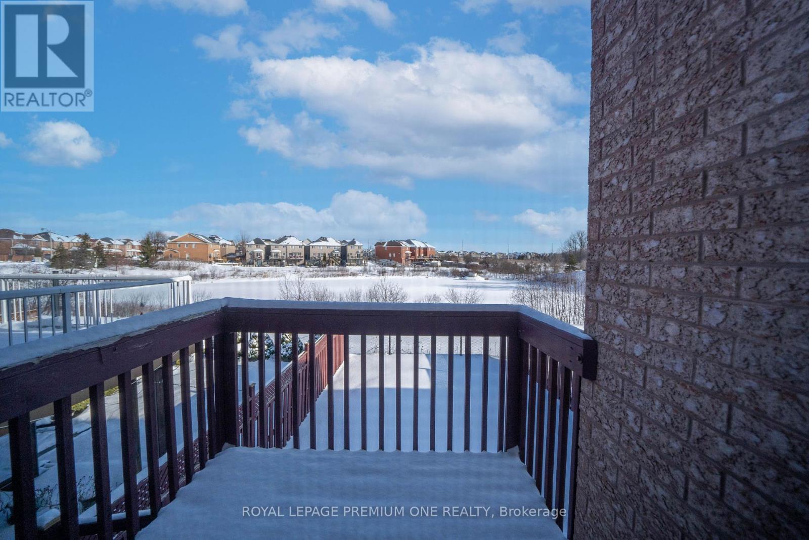 13 Summitridge Court, Brampton, Ontario  L6P 2E5 - Photo 6 - W12830158