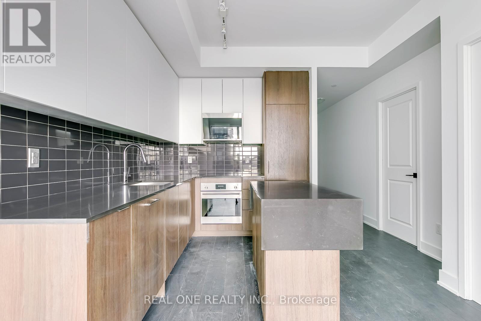 911 - 2489 Taunton Road, Oakville, Ontario  L6H 3R9 - Photo 7 - W12830168