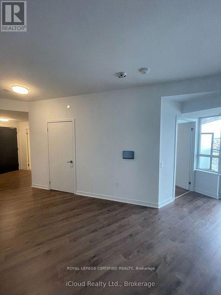 835 - 395 Dundas Street, Oakville, Ontario  L6M 4M2 - Photo 10 - W12830180