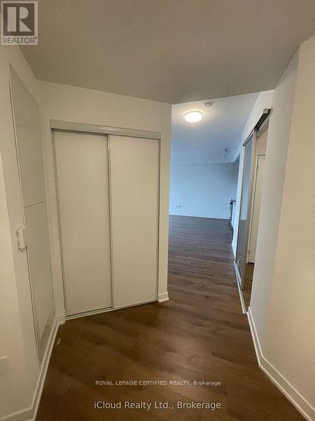 835 - 395 Dundas Street, Oakville, Ontario  L6M 4M2 - Photo 17 - W12830180