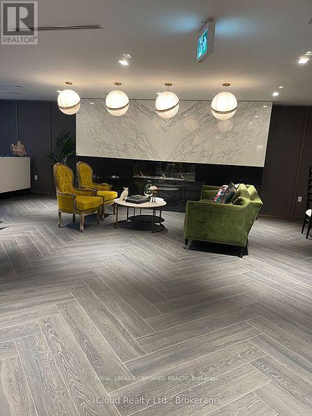 835 - 395 Dundas Street, Oakville, Ontario  L6M 4M2 - Photo 23 - W12830180