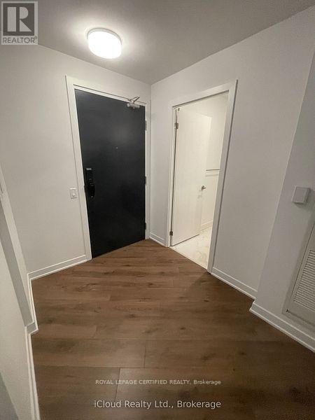 835 - 395 Dundas Street, Oakville, Ontario  L6M 4M2 - Photo 9 - W12830180