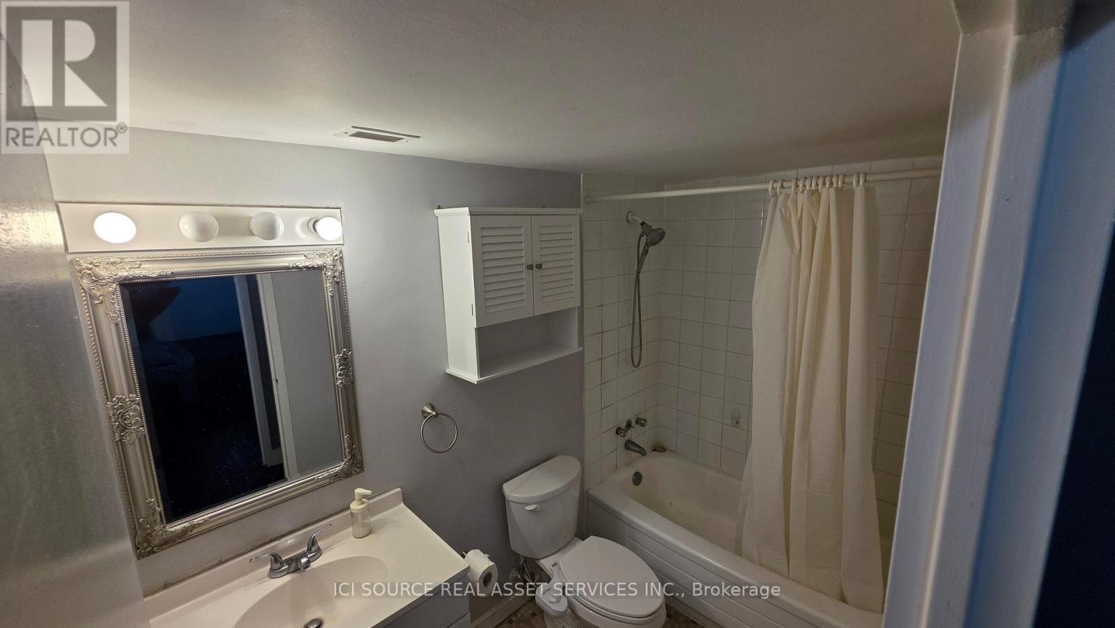 21 - 15 Nicklaus Drive, Hamilton, Ontario  L8K 5J5 - Photo 15 - X12830170