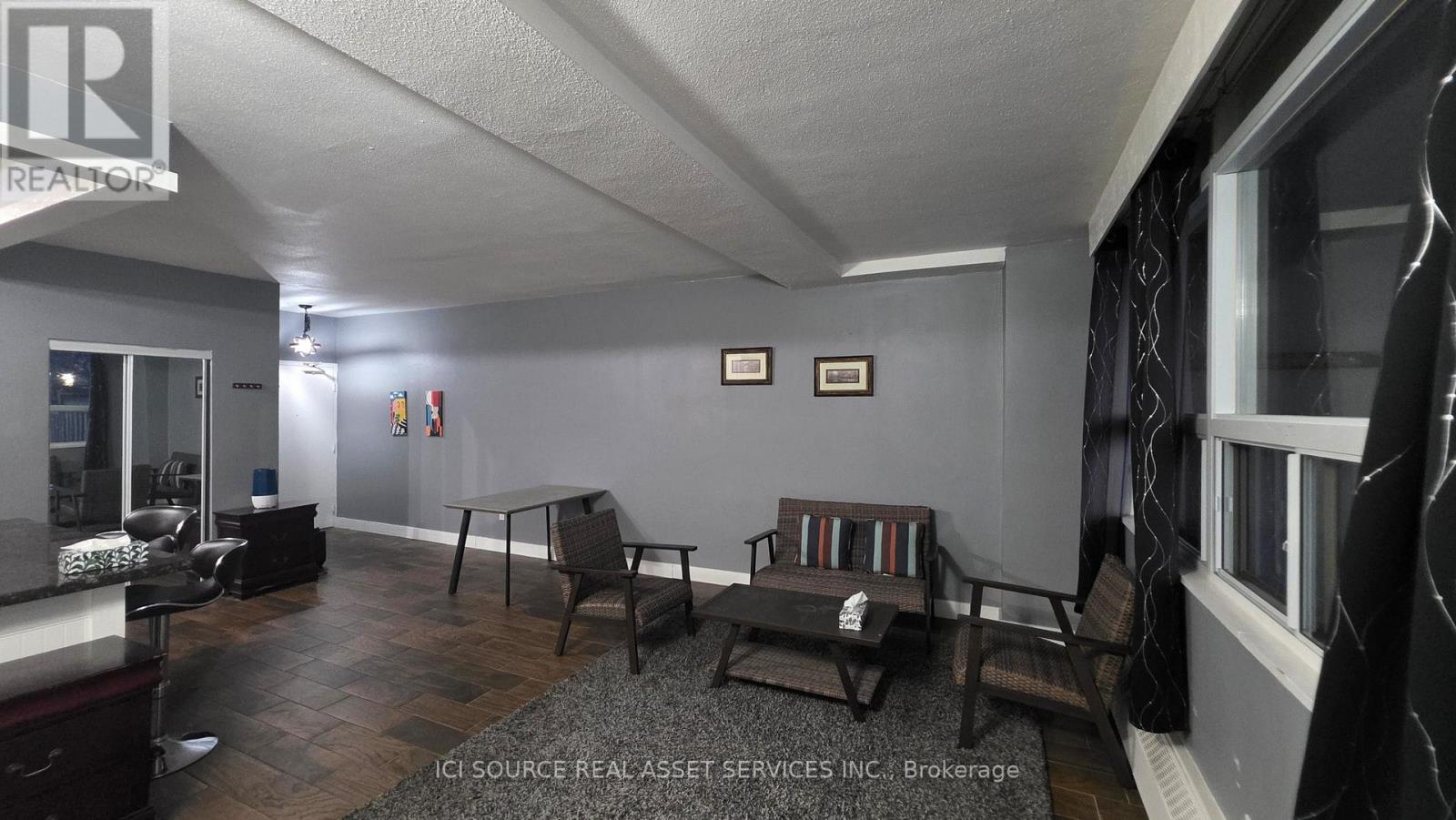 21 - 15 Nicklaus Drive, Hamilton, Ontario  L8K 5J5 - Photo 2 - X12830170