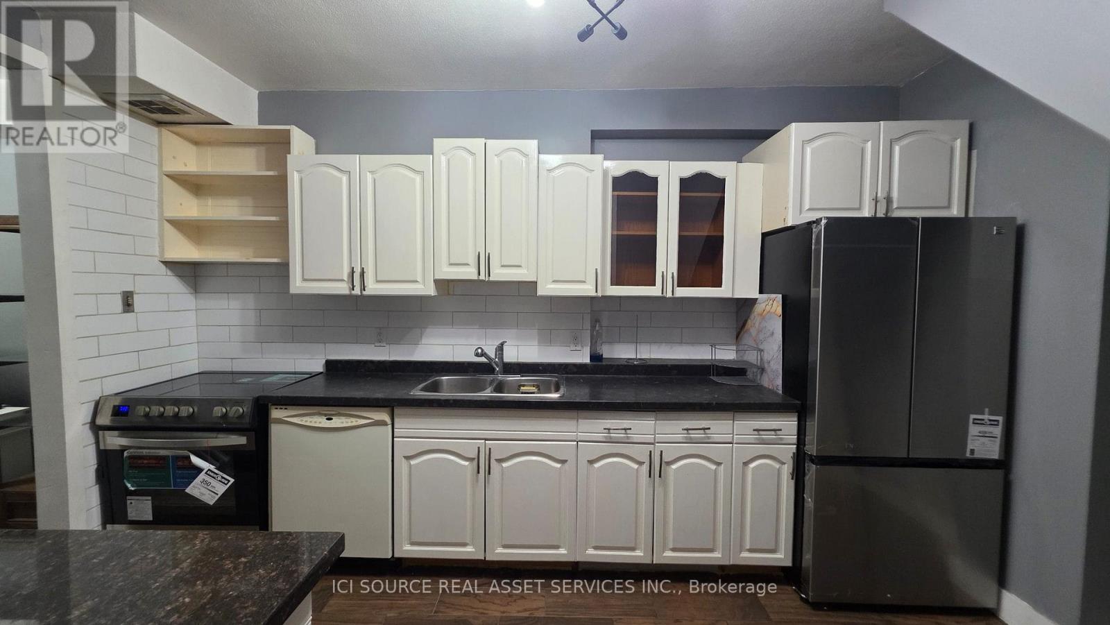 21 - 15 Nicklaus Drive, Hamilton, Ontario  L8K 5J5 - Photo 6 - X12830170