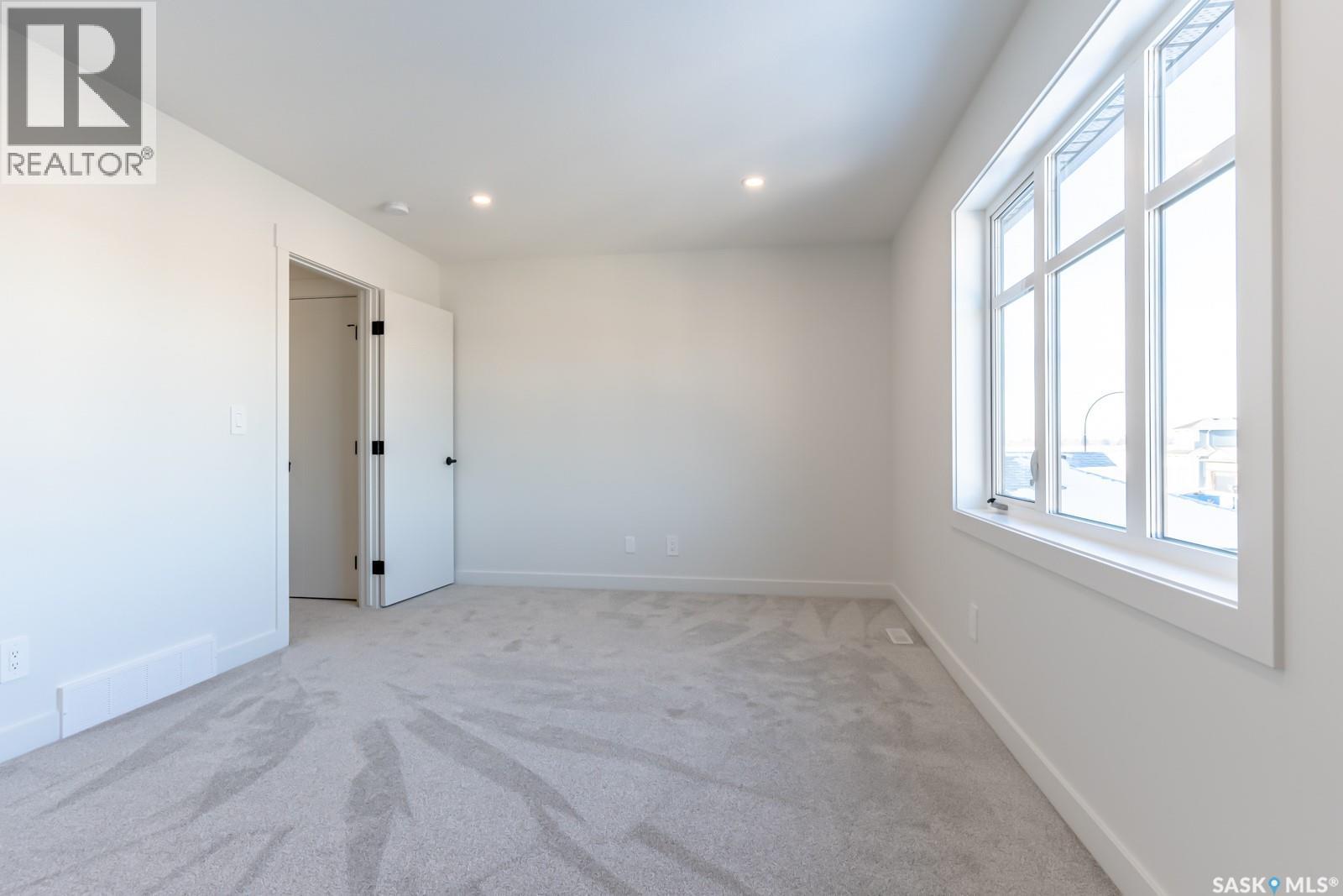 135 Traeger Common, Saskatoon, Saskatchewan  S7V 1R3 - Photo 6 - SK029391