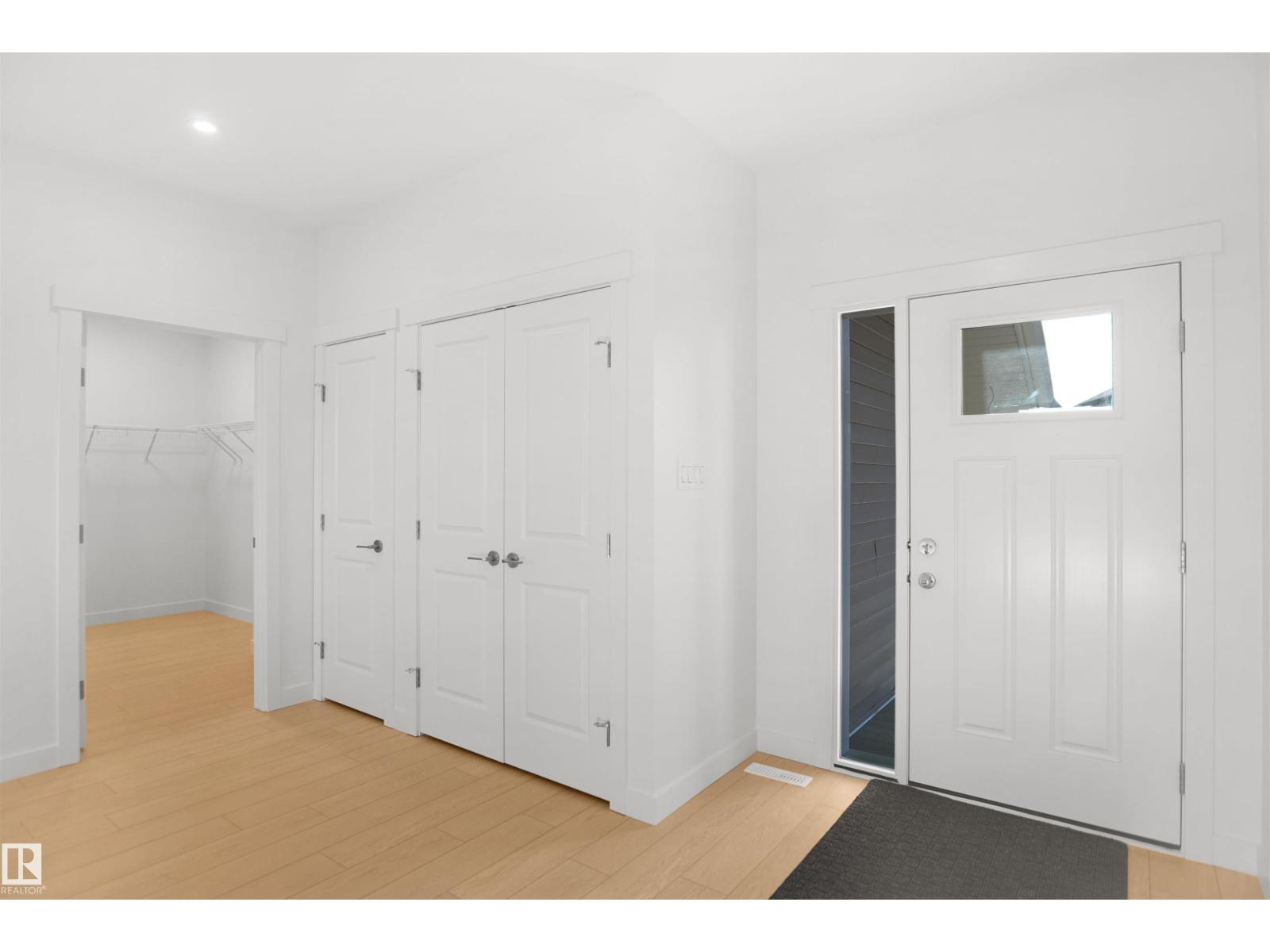 20608 27 Av Nw, Edmonton, Alberta  T6M 1P2 - Photo 3 - E4475323