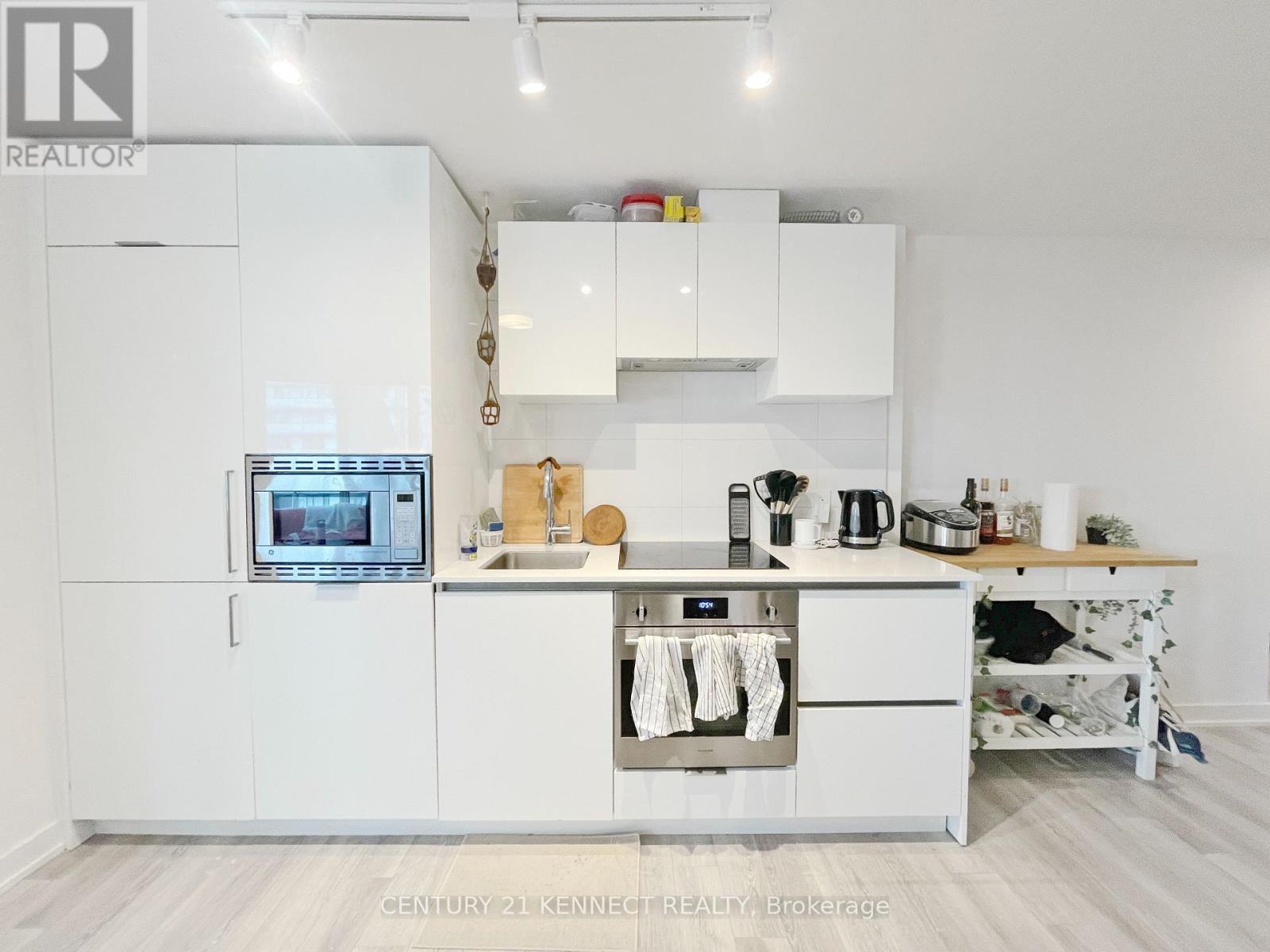 3212 - 230 Simcoe Street, Toronto, Ontario  M5T 1T4 - Photo 11 - C12708648