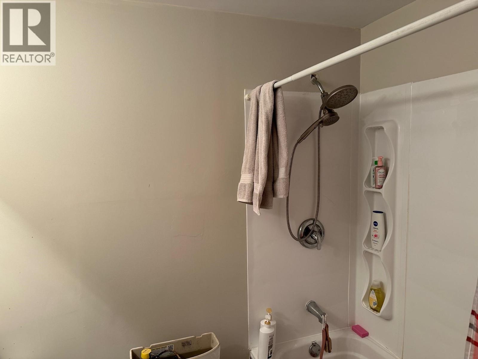 8142 87 Avenue, Fort St. John, British Columbia  V1J 0M5 - Photo 12 - R3094069