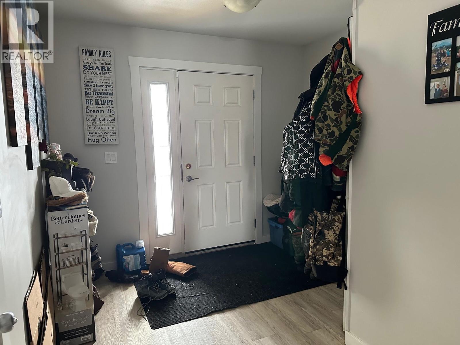 8142 87 Avenue, Fort St. John, British Columbia  V1J 0M5 - Photo 3 - R3094069