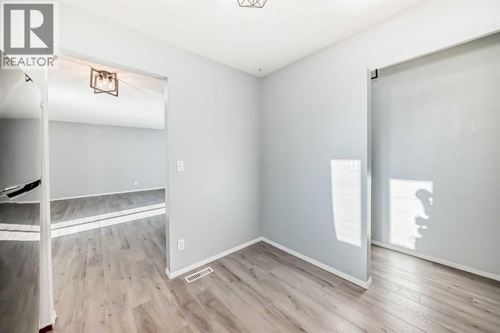20, 123 Queensland Drive Se, Calgary, Alberta  T2J 5J4 - Photo 8 - A2272201
