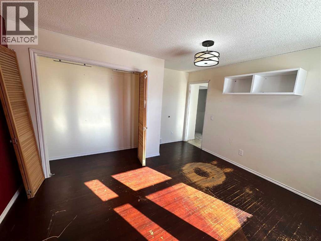 212 78 Avenue Ne, Calgary, Alberta  T2K 0R2 - Photo 10 - A2289672