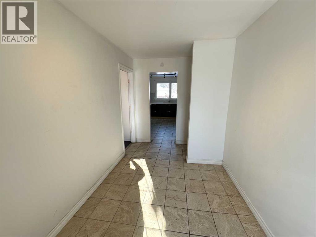 212 78 Avenue Ne, Calgary, Alberta  T2K 0R2 - Photo 11 - A2289672