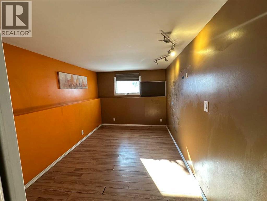 212 78 Avenue Ne, Calgary, Alberta  T2K 0R2 - Photo 5 - A2289672